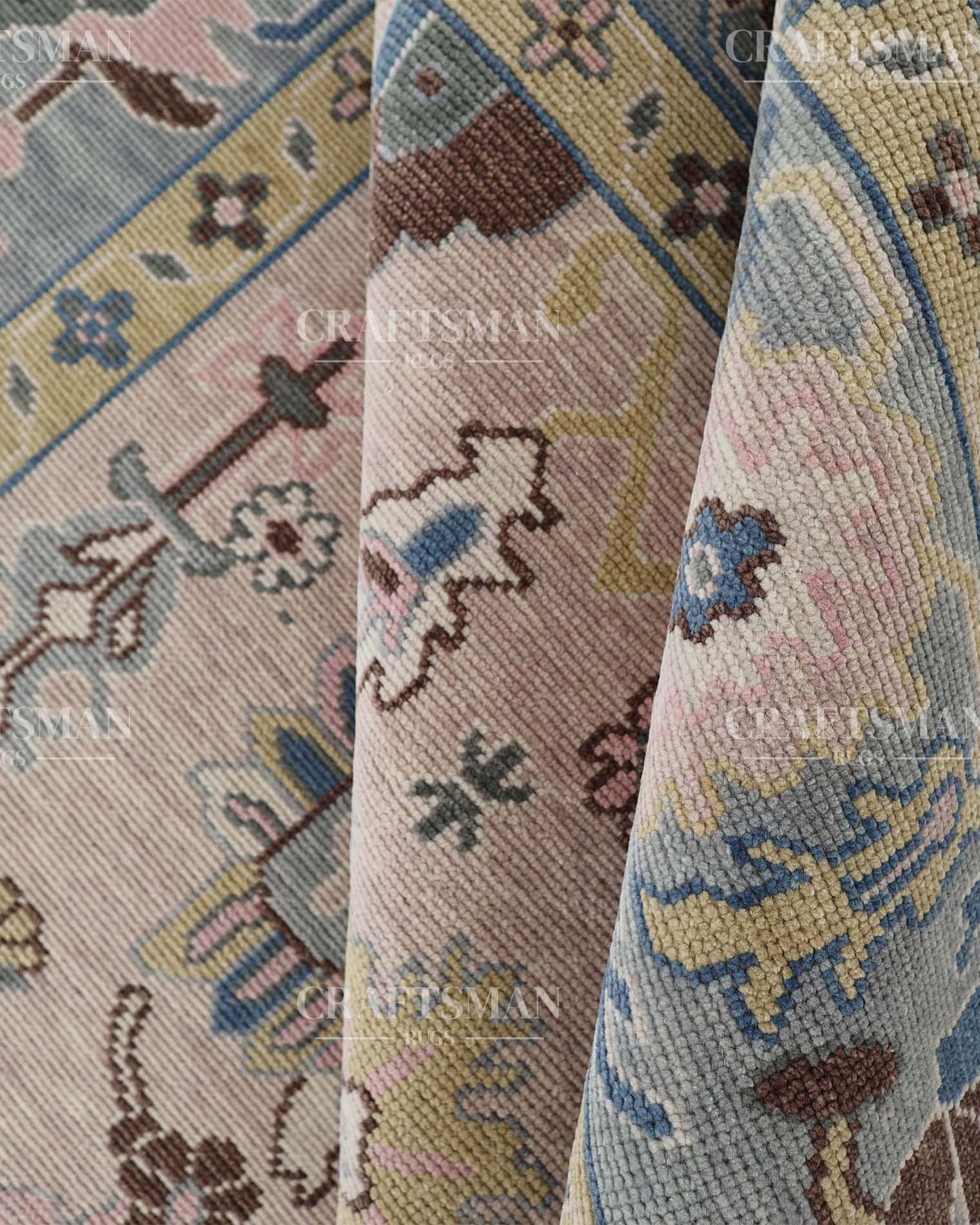 Movric Wool Hand-Knotted Oushak-Inspired Rug