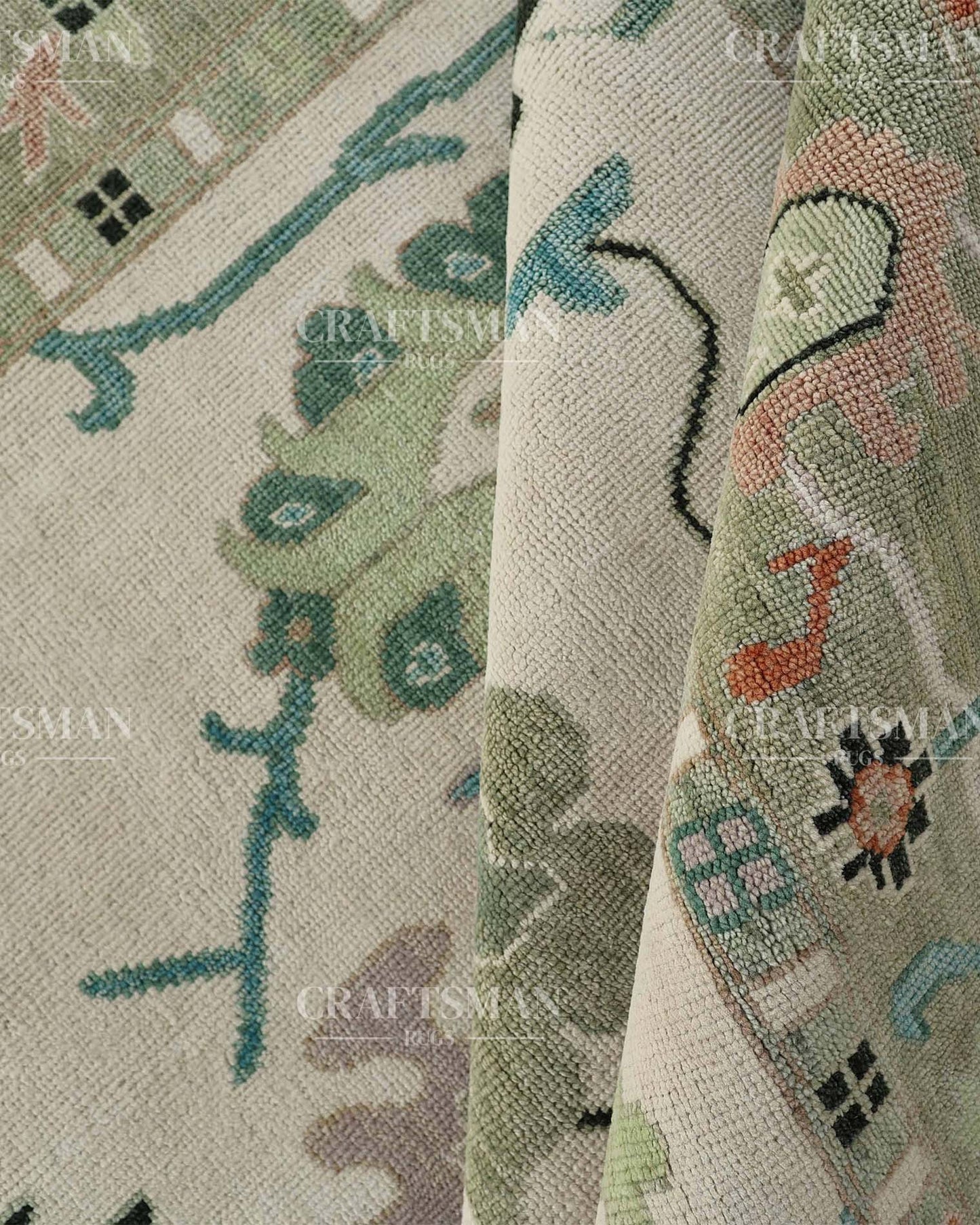 Tenra Wool Hand-Knotted Oushak-Inspired Rug