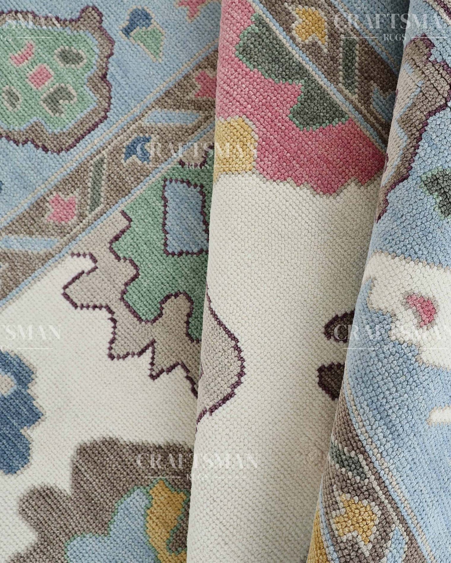 Elvra Wool Hand-Knotted Oushak-Inspired Rug