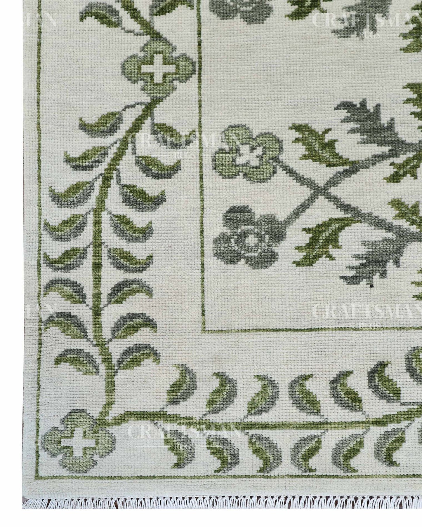 Tavris Wool Hand-Knotted Oushak-Inspired Rug
