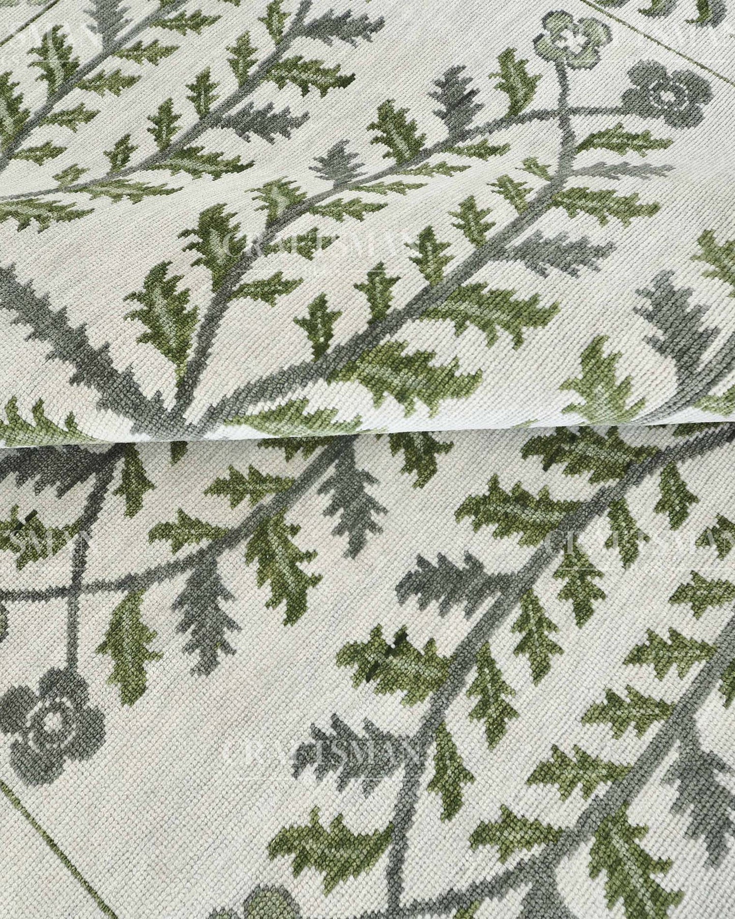 Tavris Wool Hand-Knotted Oushak-Inspired Rug