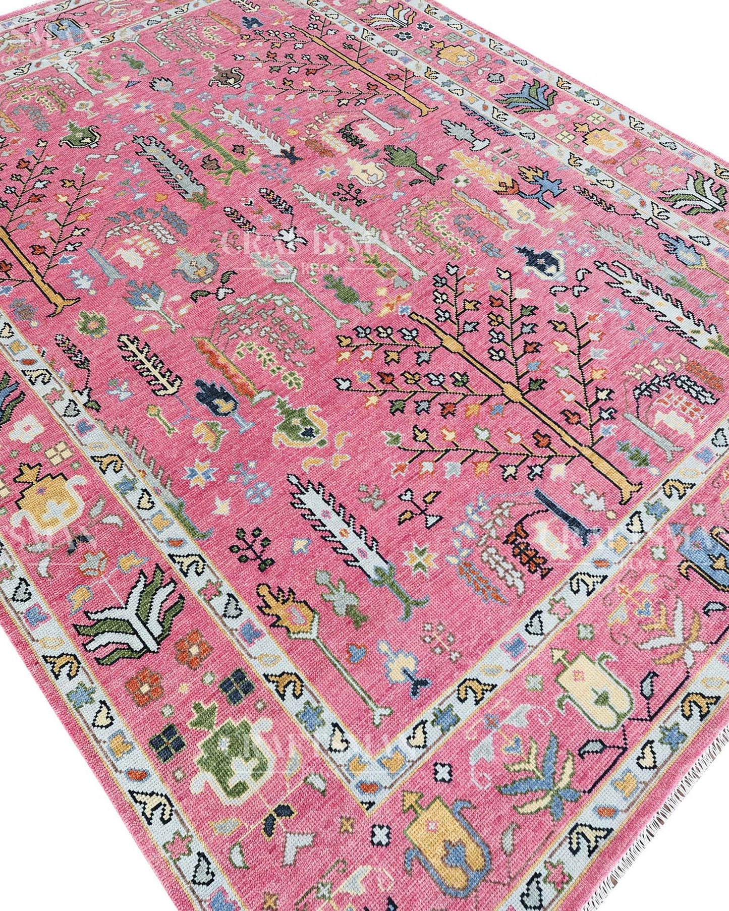 Lorin Wool Hand-Knotted Oushak-Inspired Rug