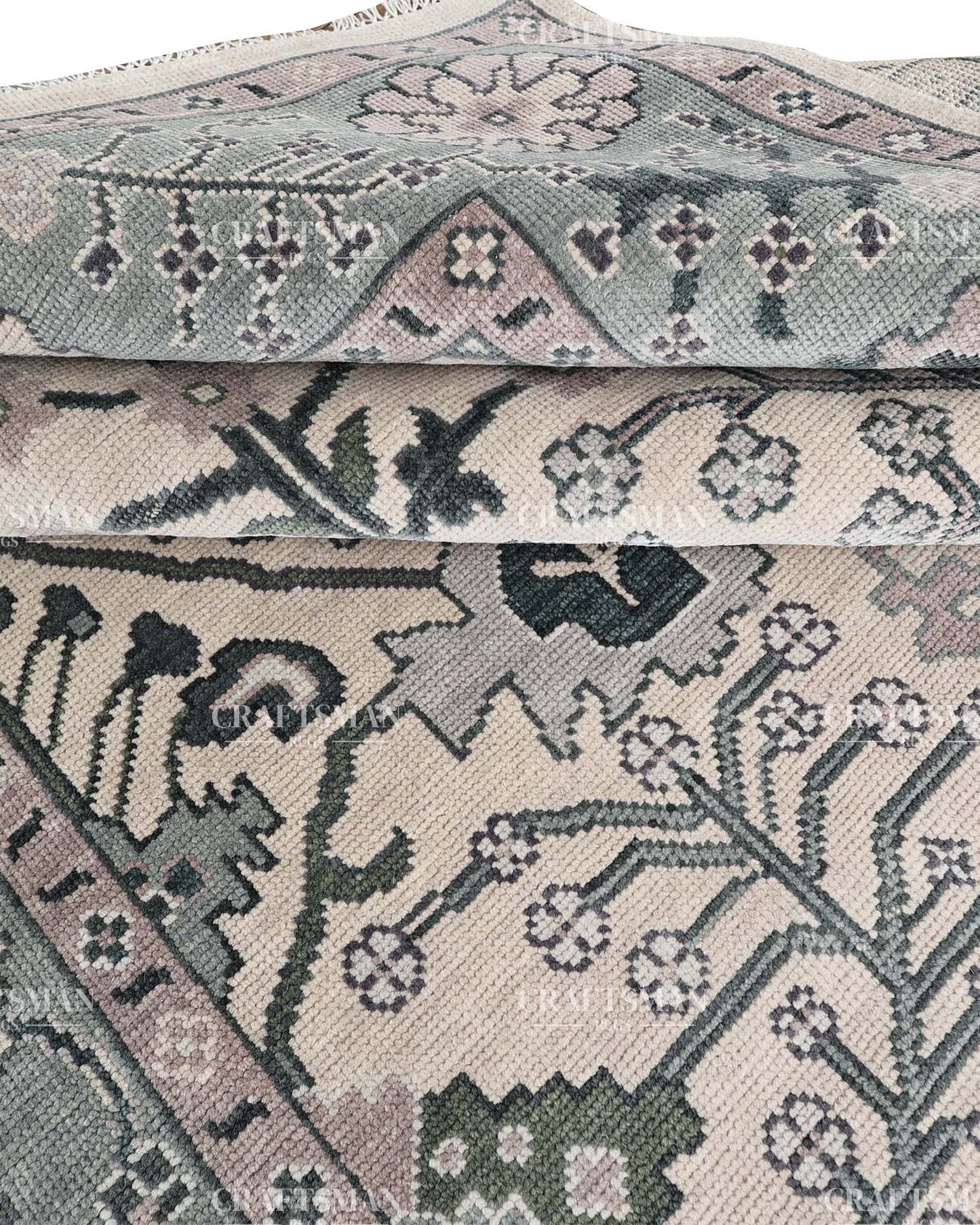Knossa Wool Hand-Knotted Oushak-Inspired Rug