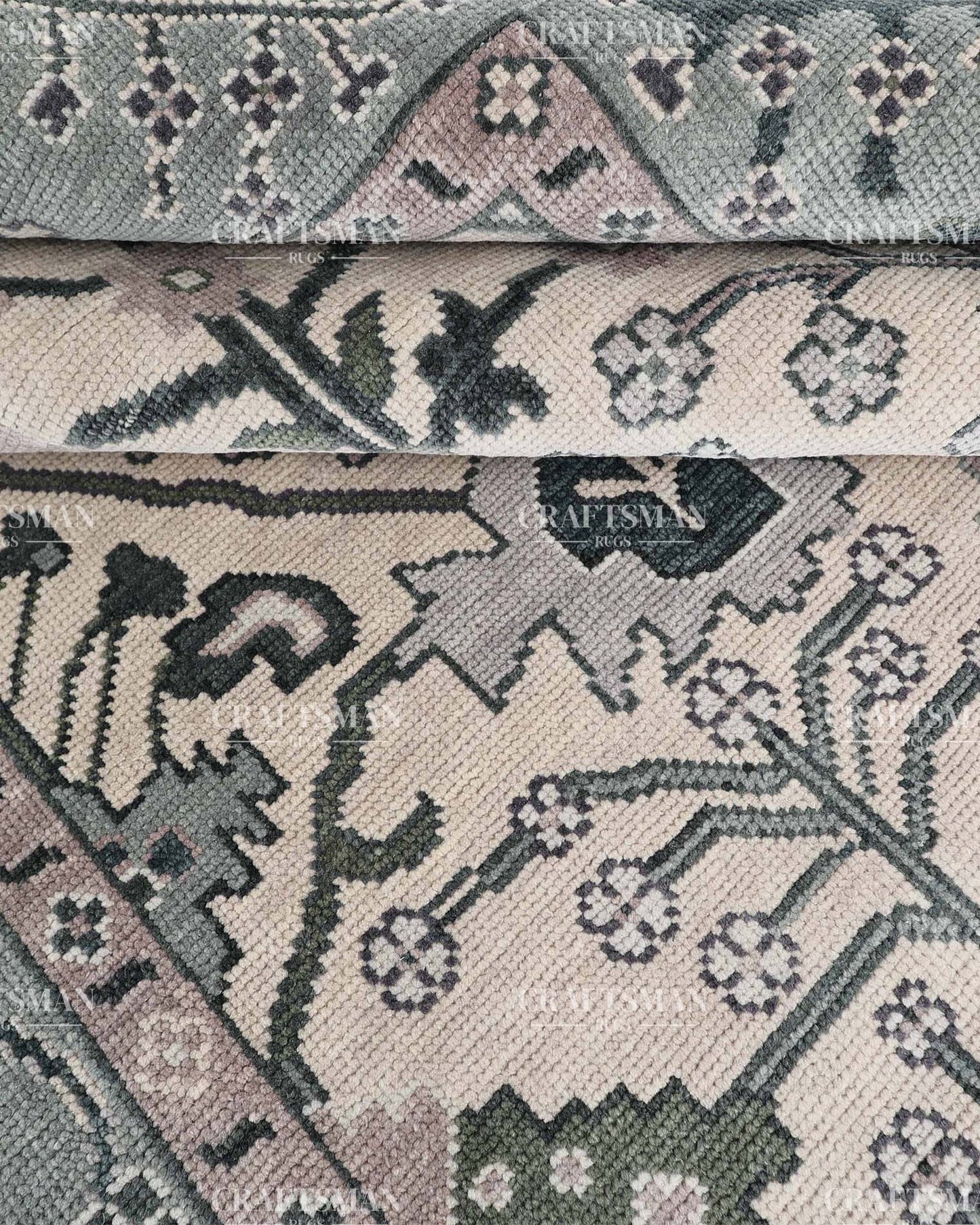 Knossa Wool Hand-Knotted Oushak-Inspired Rug
