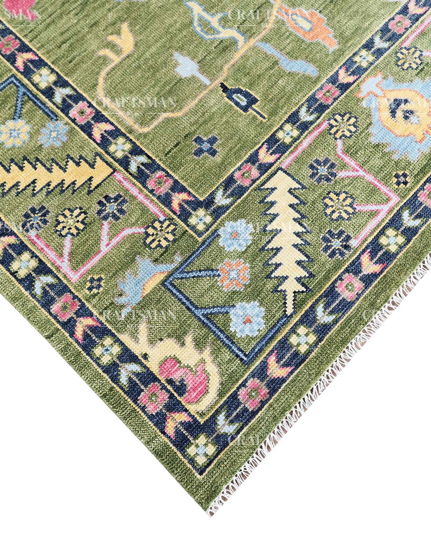Lioren Wool Hand-Knotted Oushak-Inspired Rug
