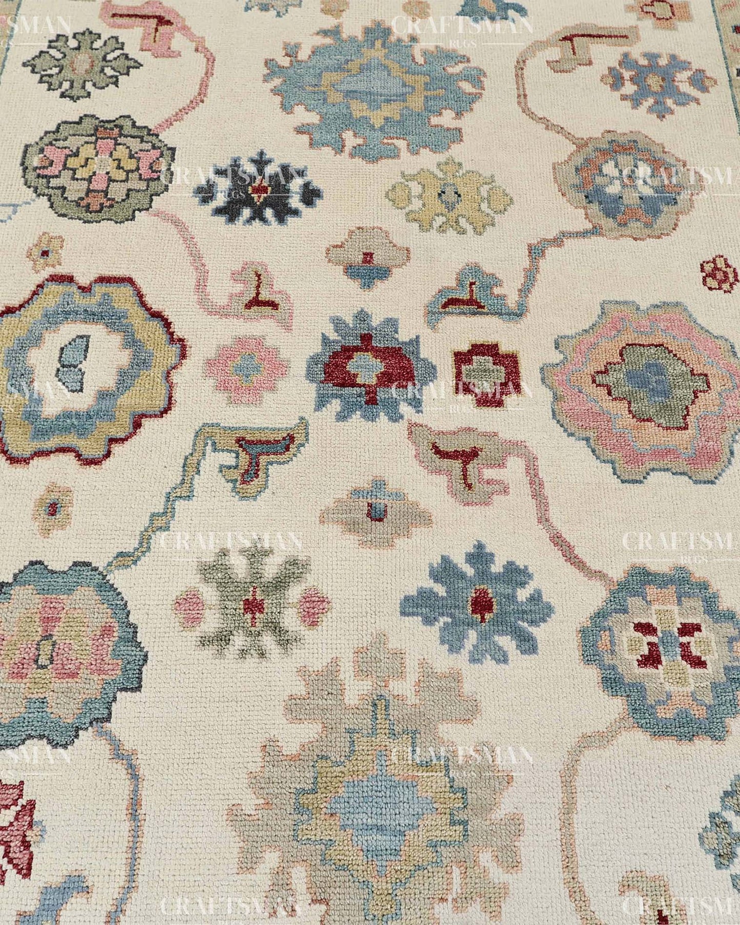 Vezura Wool Hand-Knotted Oushak-Inspired Rug