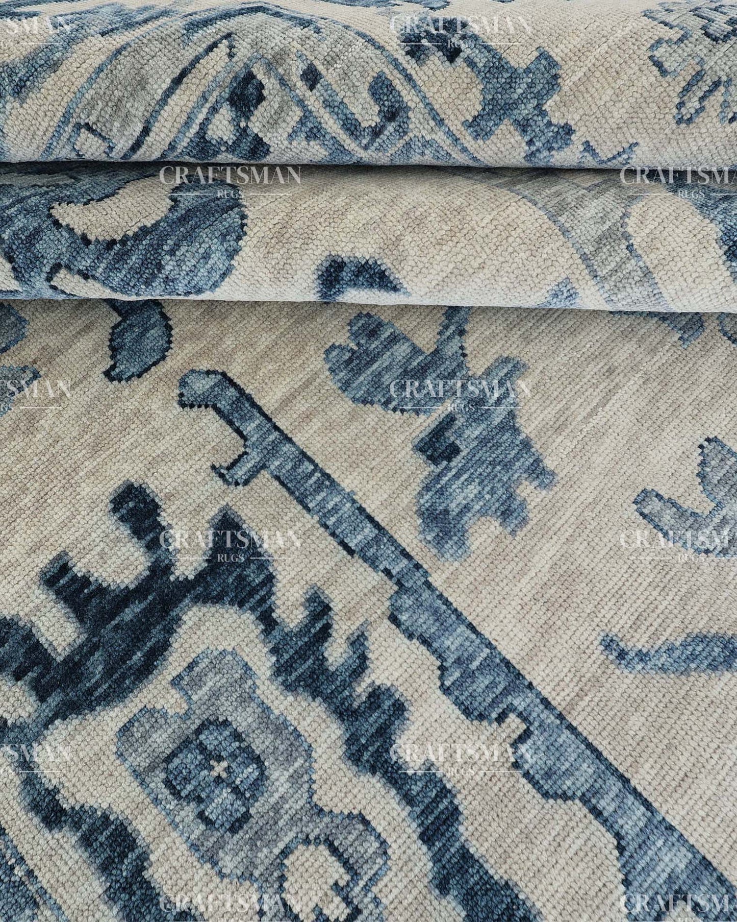 Lyvhera Wool Hand-Knotted Oushak-Inspired Rug