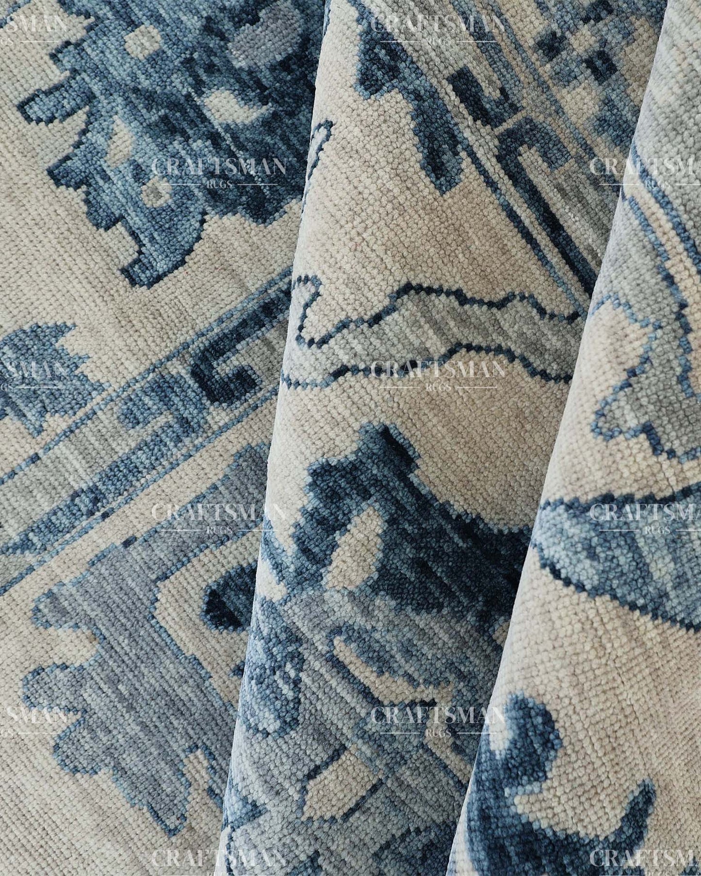 Lyvhera Wool Hand-Knotted Oushak-Inspired Rug