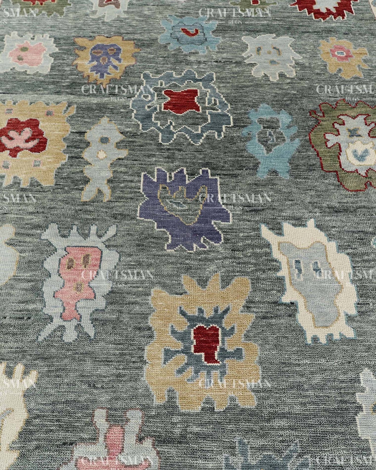 Quyora Wool Hand-Knotted Oushak-Inspired Rug