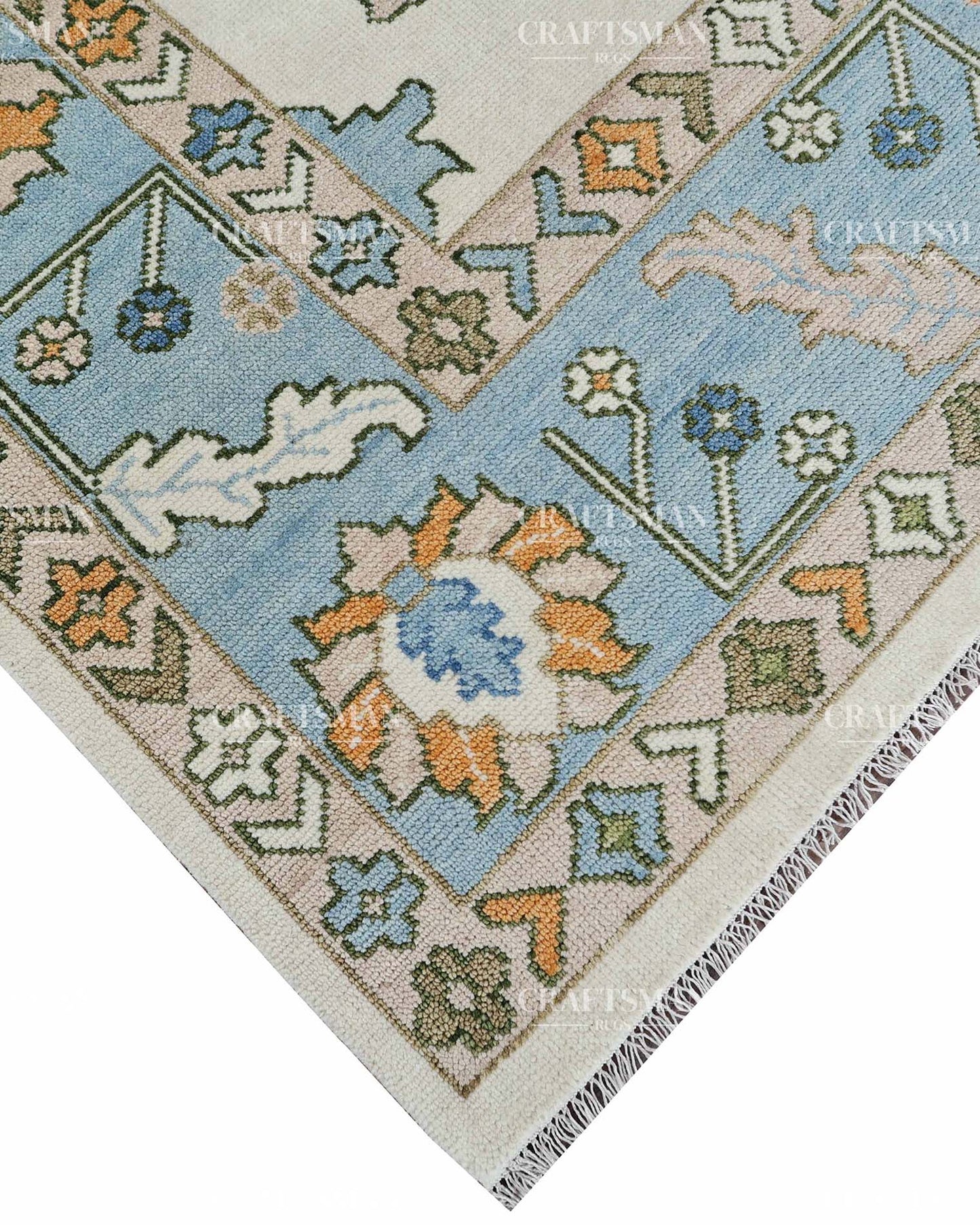 Nuvra Wool Hand-Knotted Oushak-Inspired Rug