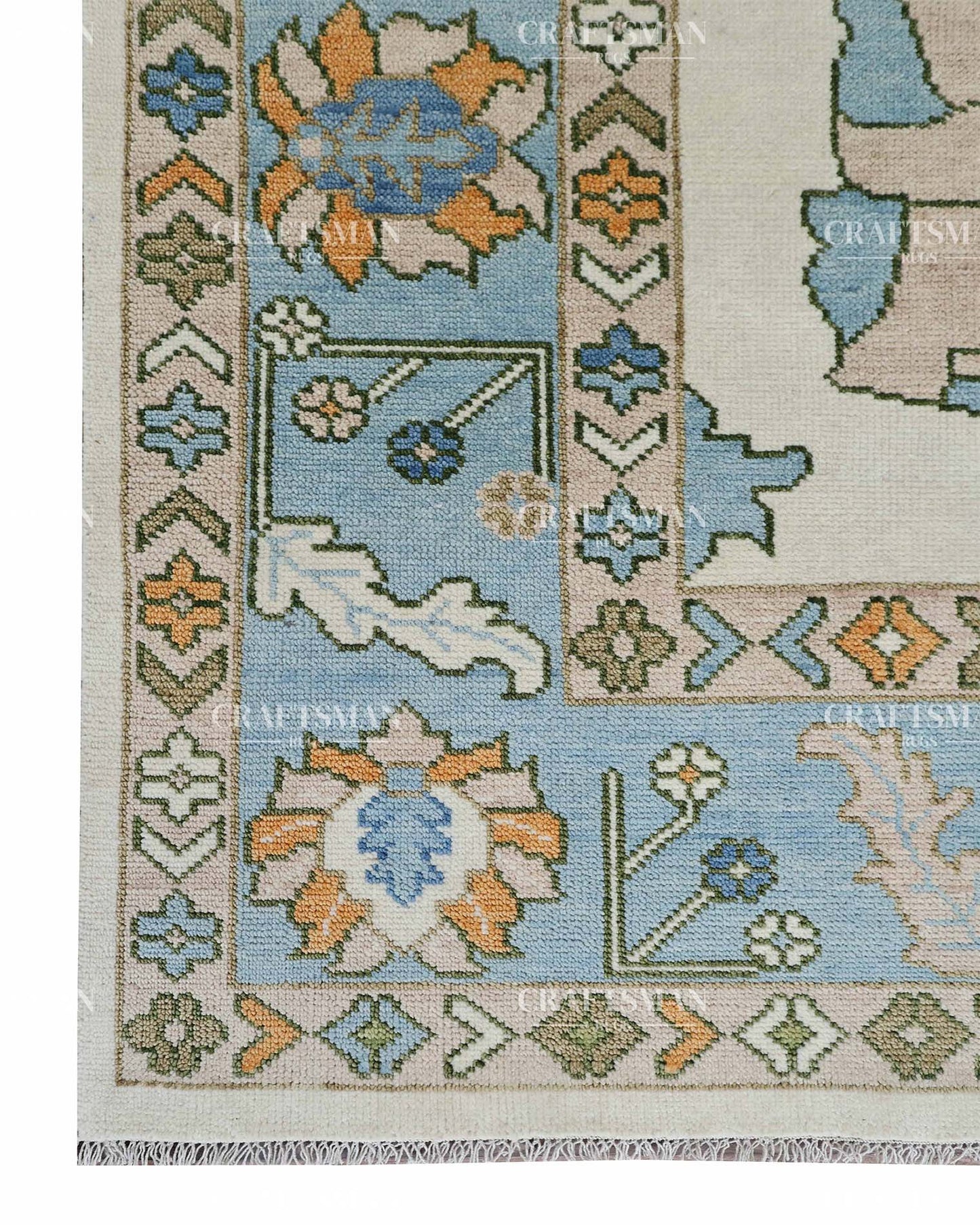 Nuvra Wool Hand-Knotted Oushak-Inspired Rug