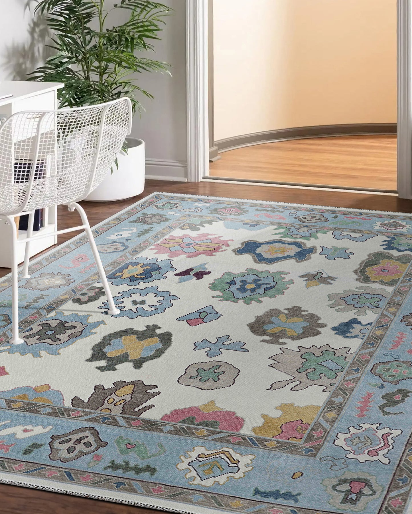Elvra Wool Hand-Knotted Oushak-Inspired Rug