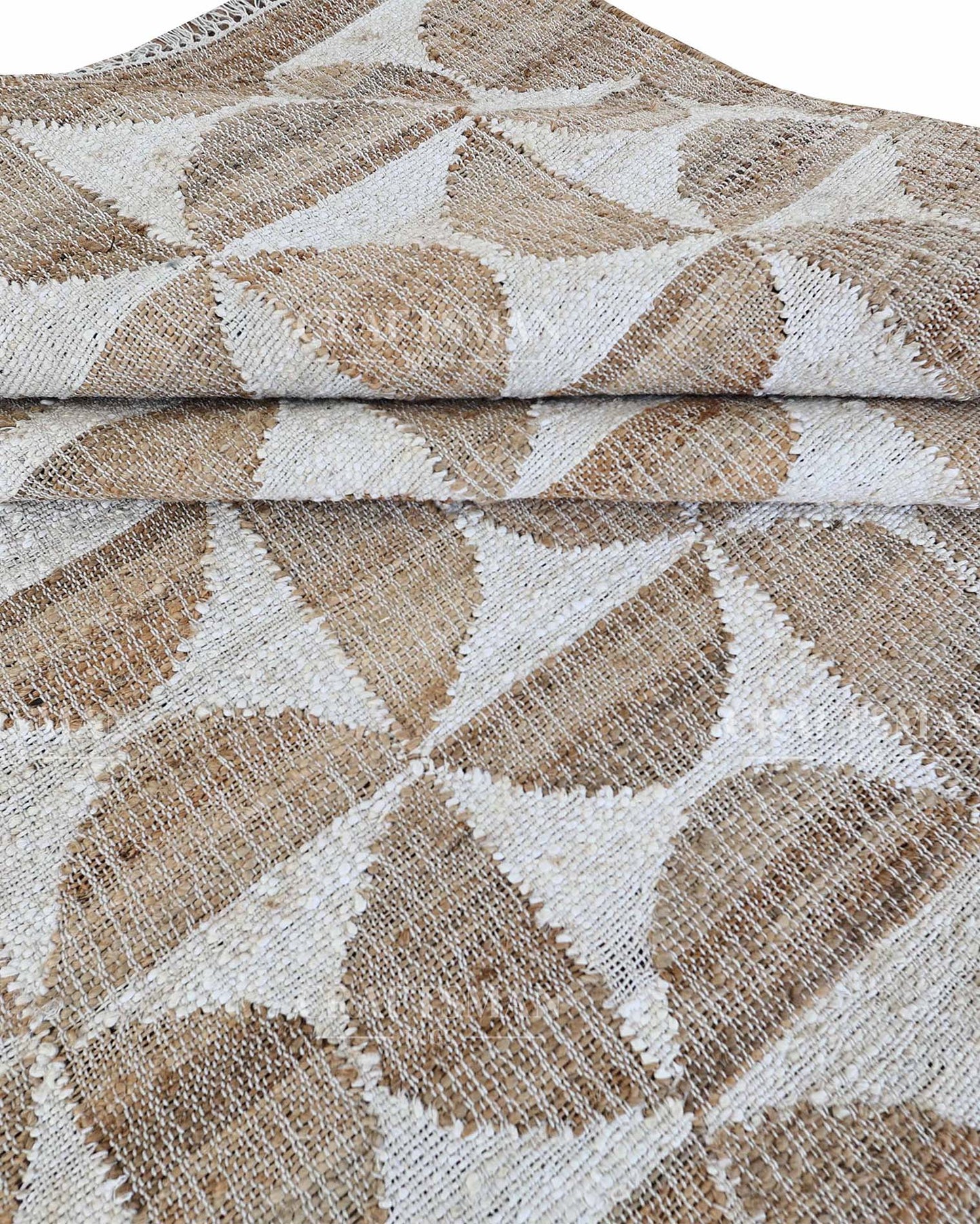 Strandra Jute Hand-Woven Natural Rug