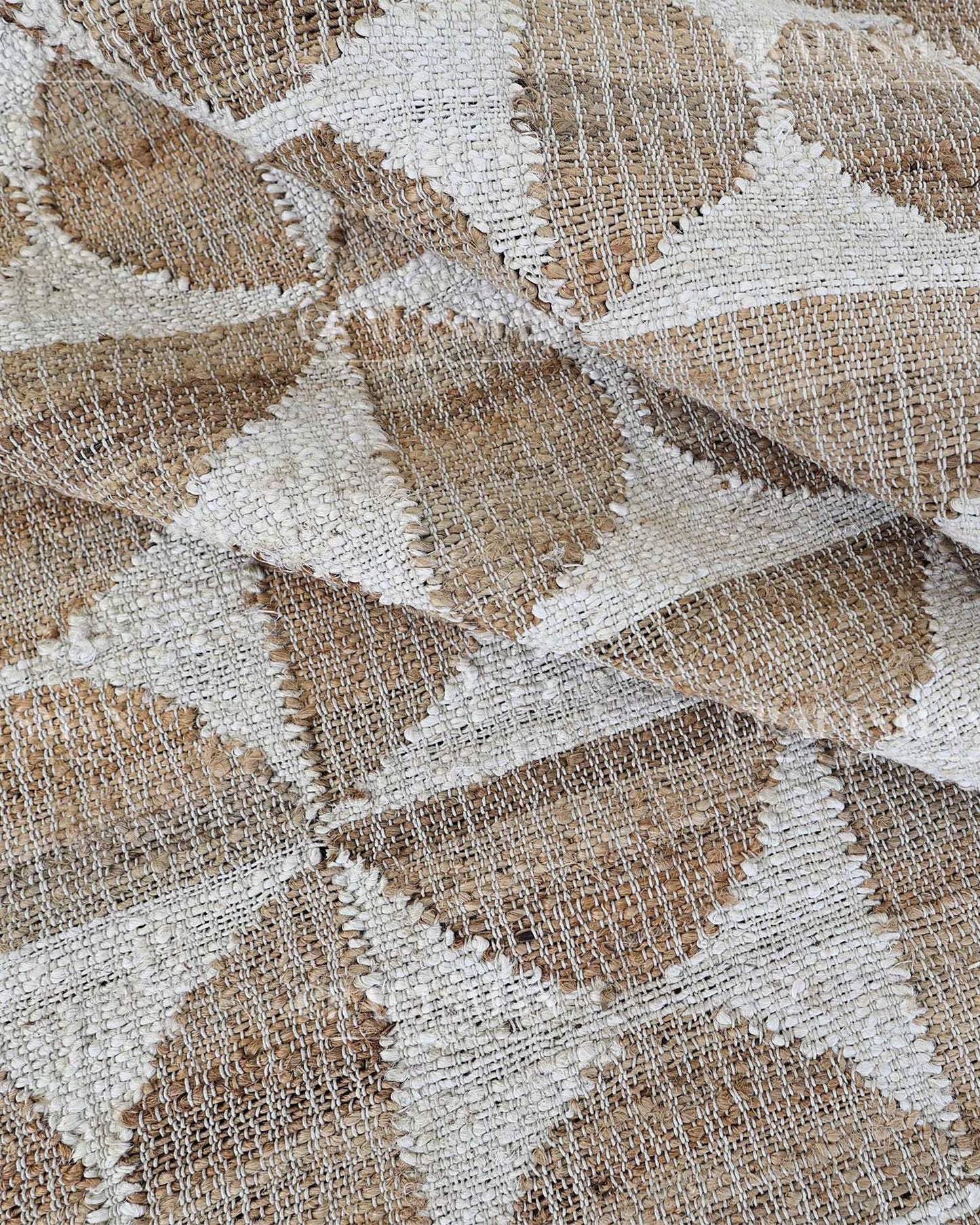 Strandra Jute Hand-Woven Natural Rug