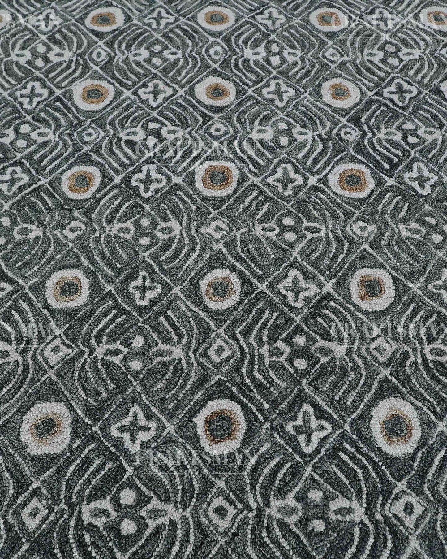 Clyra Wool Hand-Tufted Made-to-Order Rug