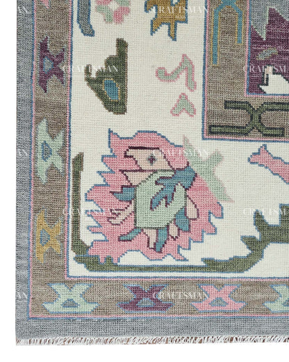Seljuk Wool Hand-Knotted Oushak-Inspired Rug