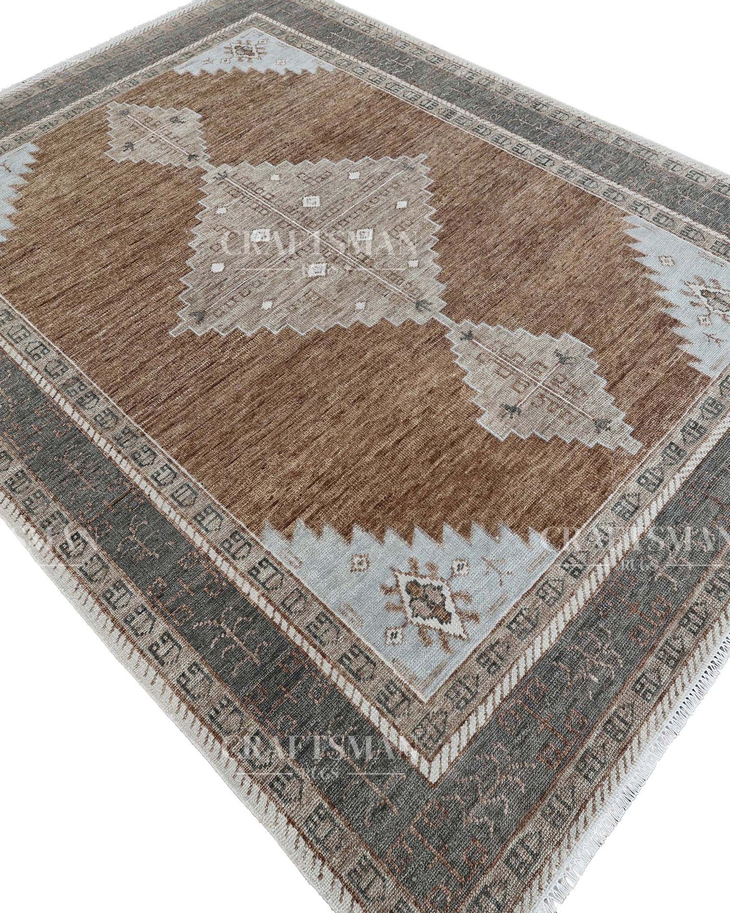 Yorin Wool Hand-Knotted Oushak-Inspired Rug