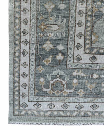 Eorin Wool Hand-Knotted Oushak-Inspired Rug