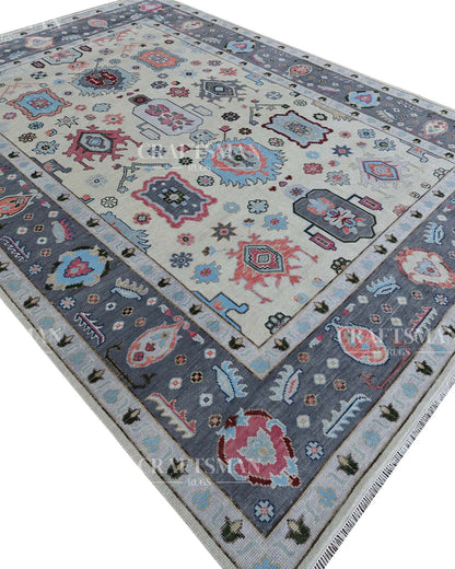 Kervan Wool Hand-Knotted Oushak-Inspired Rug