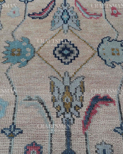 Delros Wool Hand-Knotted Oushak-Inspired Rug