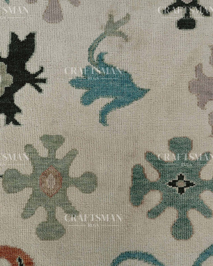 Tenra Wool Hand-Knotted Oushak-Inspired Rug