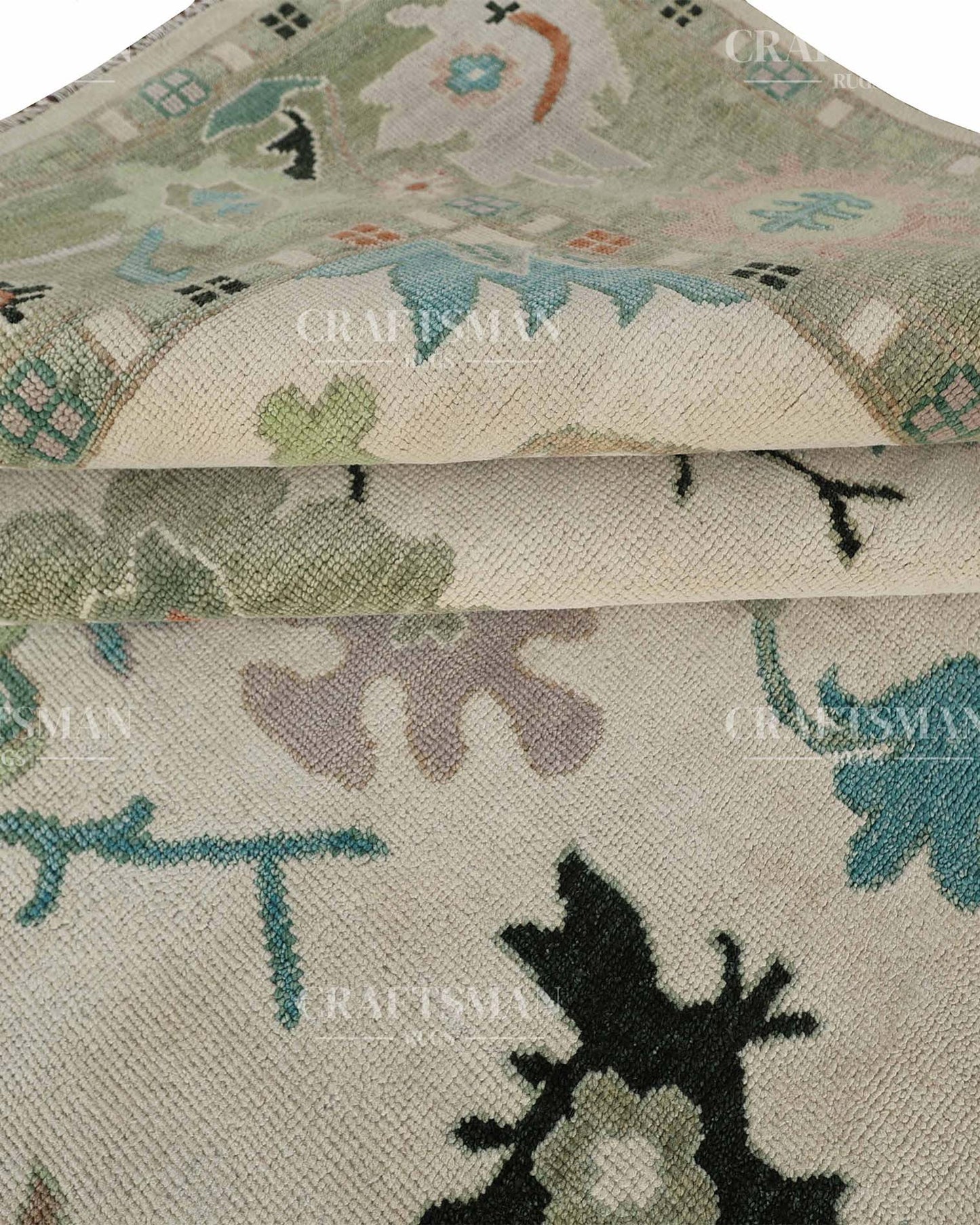 Tenra Wool Hand-Knotted Oushak-Inspired Rug