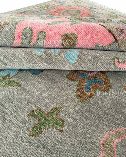 Aurlen Wool Hand-Knotted Oushak-Inspired Rug