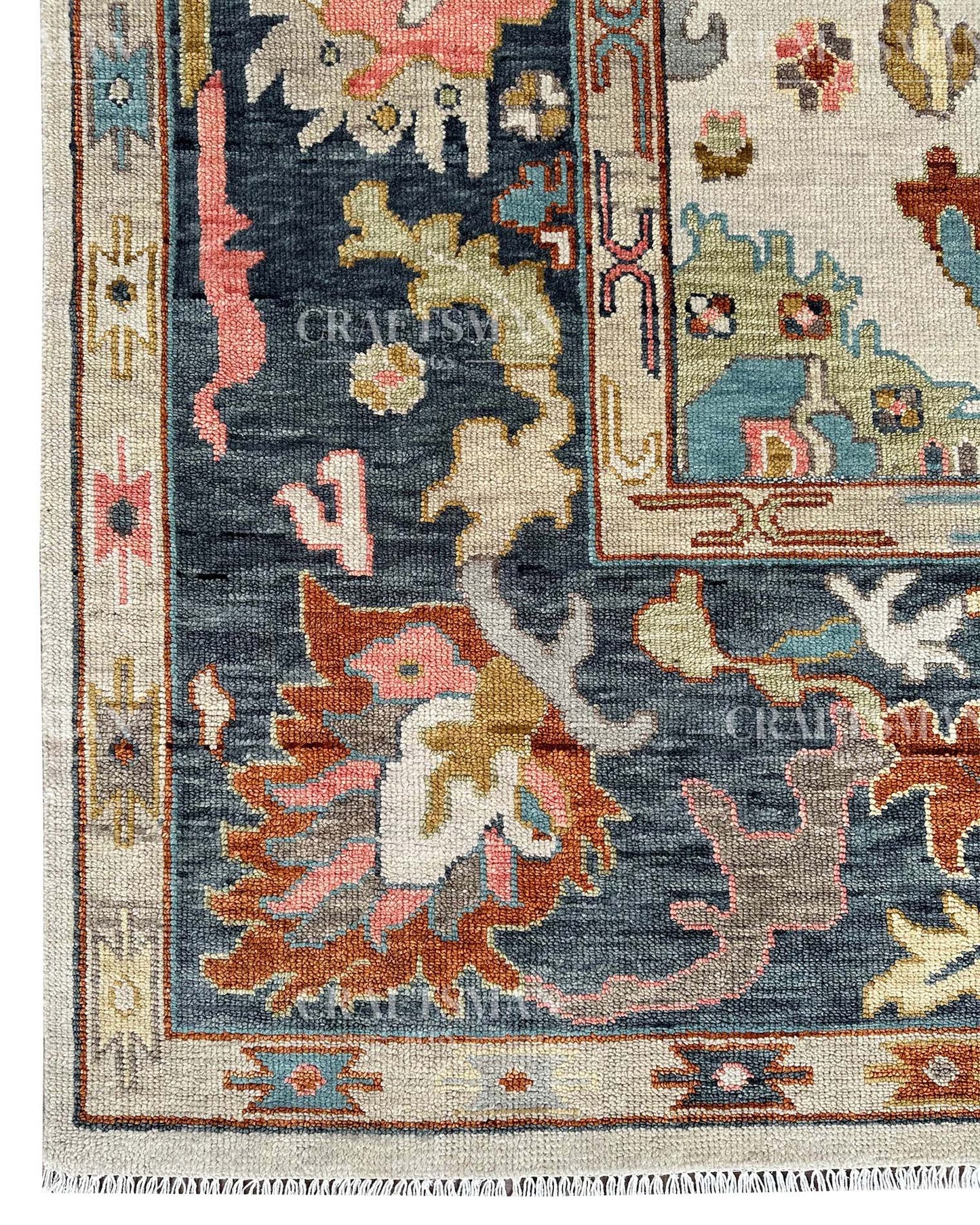 Delys Wool Hand-Knotted Oushak-Inspired Rug