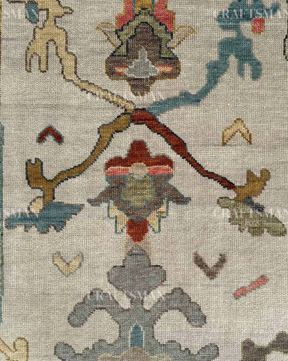 Delys Wool Hand-Knotted Oushak-Inspired Rug