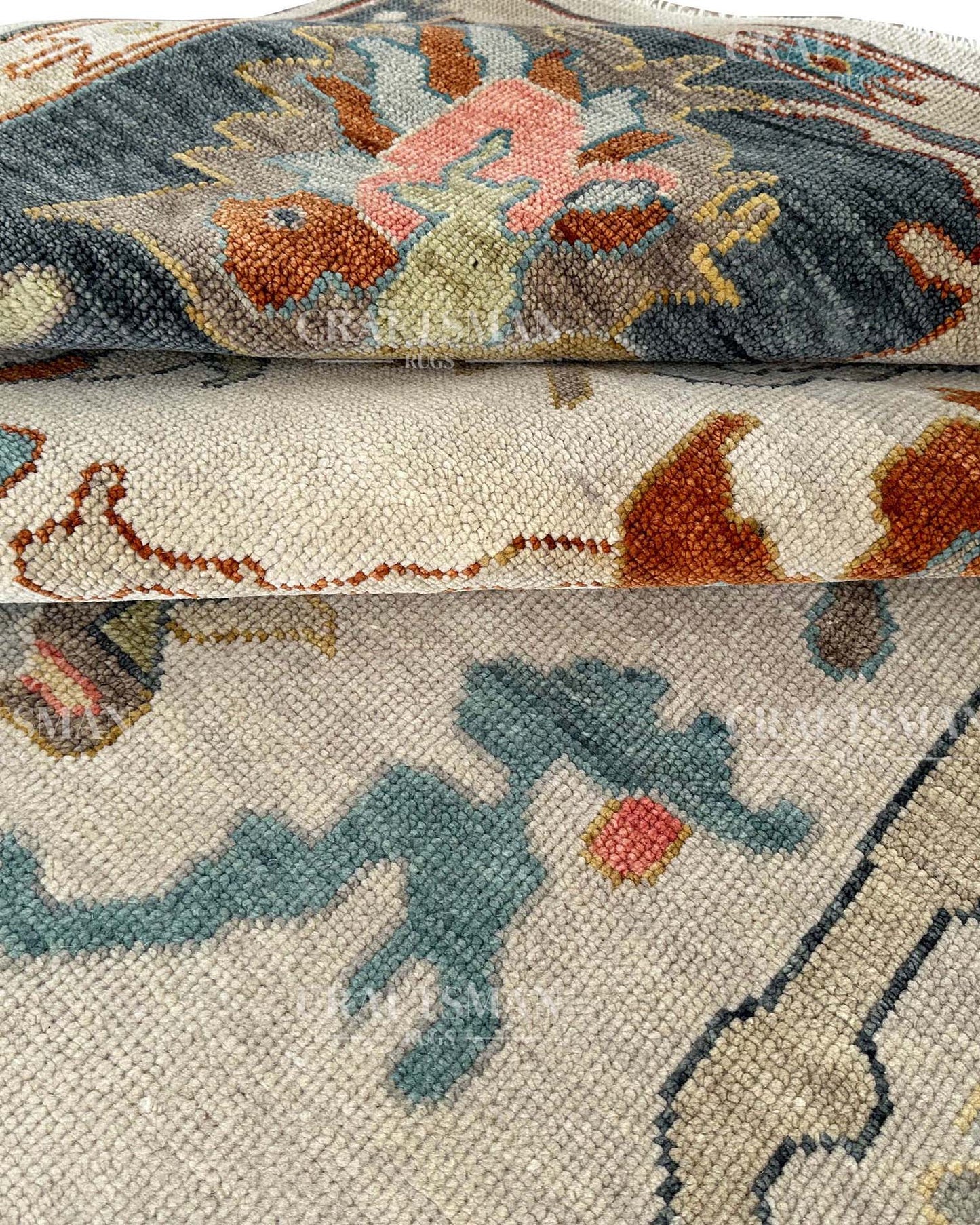 Delys Wool Hand-Knotted Oushak-Inspired Rug