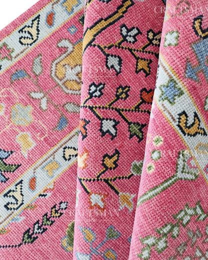 Lorin Wool Hand-Knotted Oushak-Inspired Rug