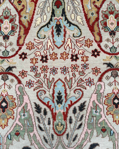 Serin Wool Hand-Knotted Oushak-Inspired Rug