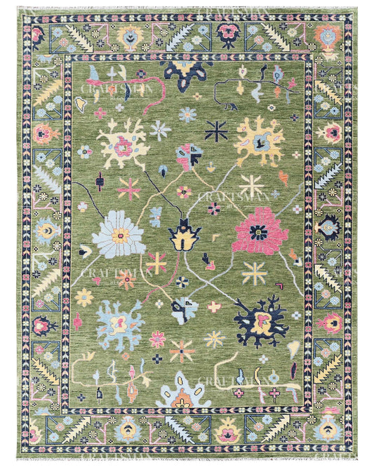 Lioren Wool Hand-Knotted Oushak-Inspired Rug