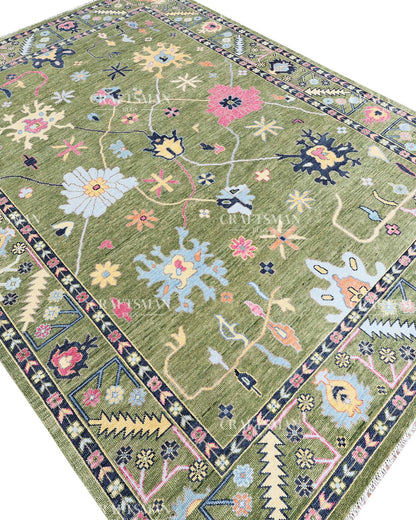 Lioren Wool Hand-Knotted Oushak-Inspired Rug