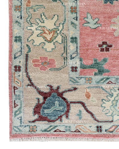 Zahrune Wool Hand-Knotted Oushak-Inspired Rug