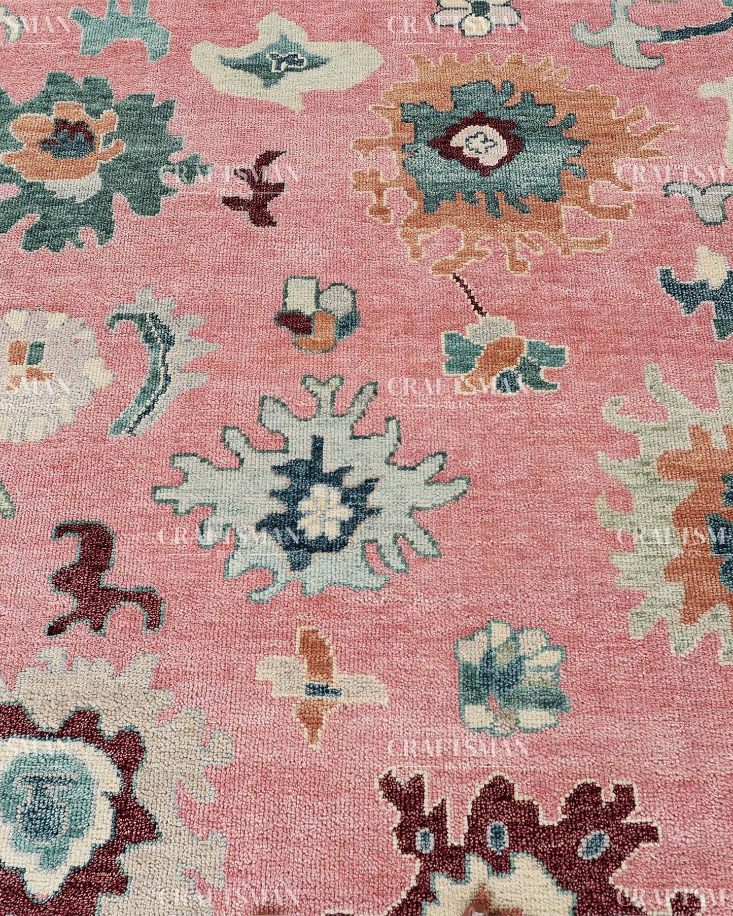 Zahrune Wool Hand-Knotted Oushak-Inspired Rug
