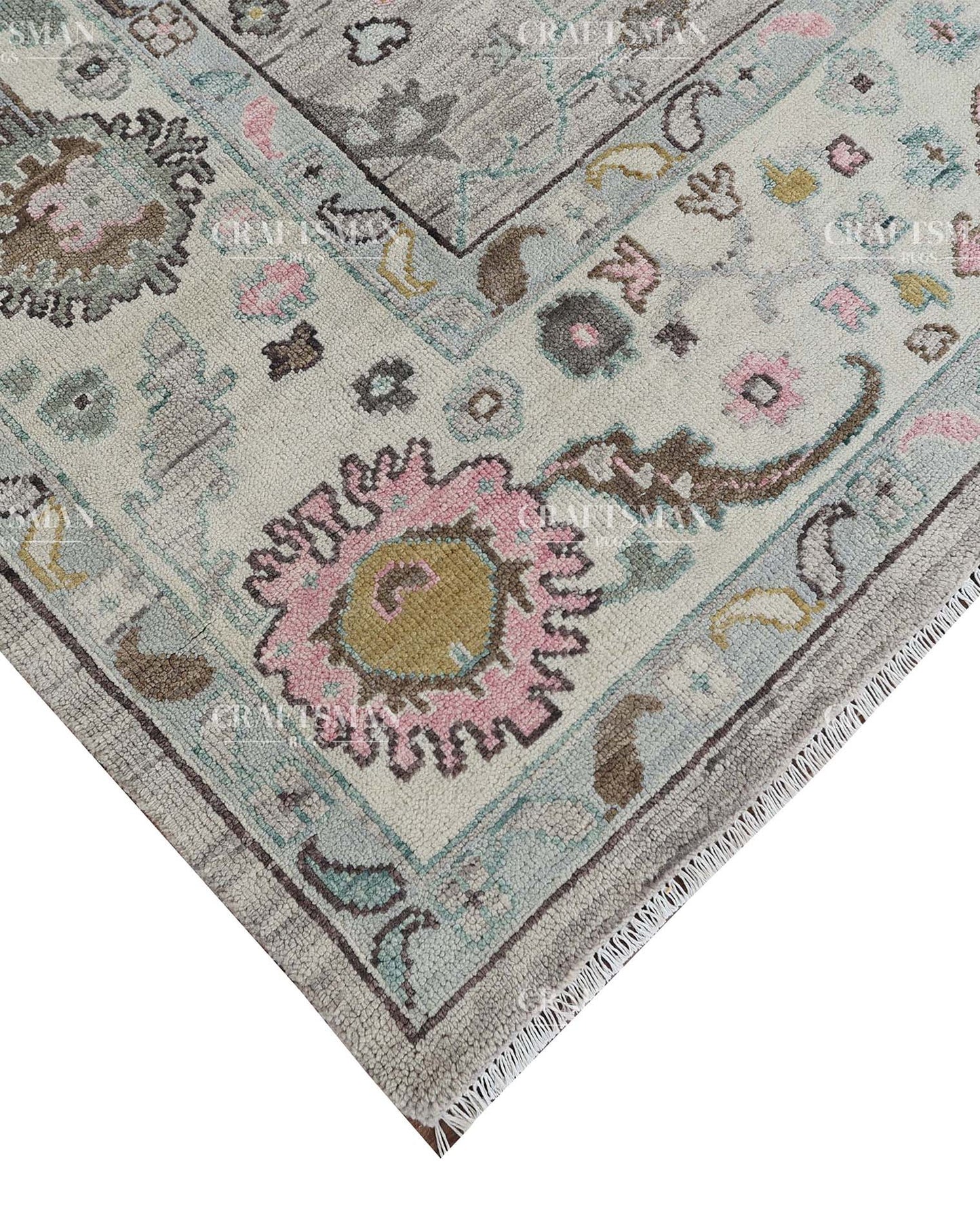 Xylorin Wool Hand-Knotted Oushak-Inspired Rug