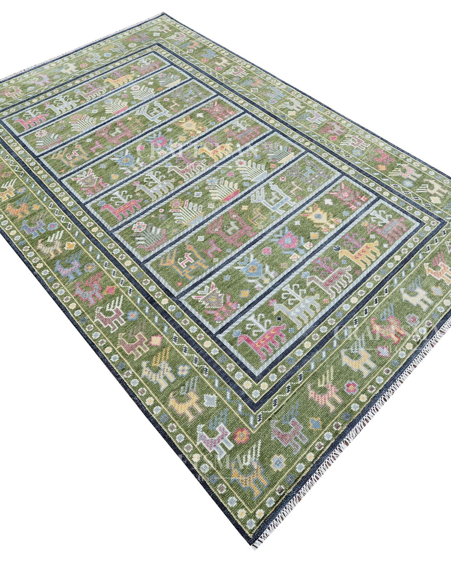Ilyra Wool Hand-Knotted Oushak-Inspired Rug