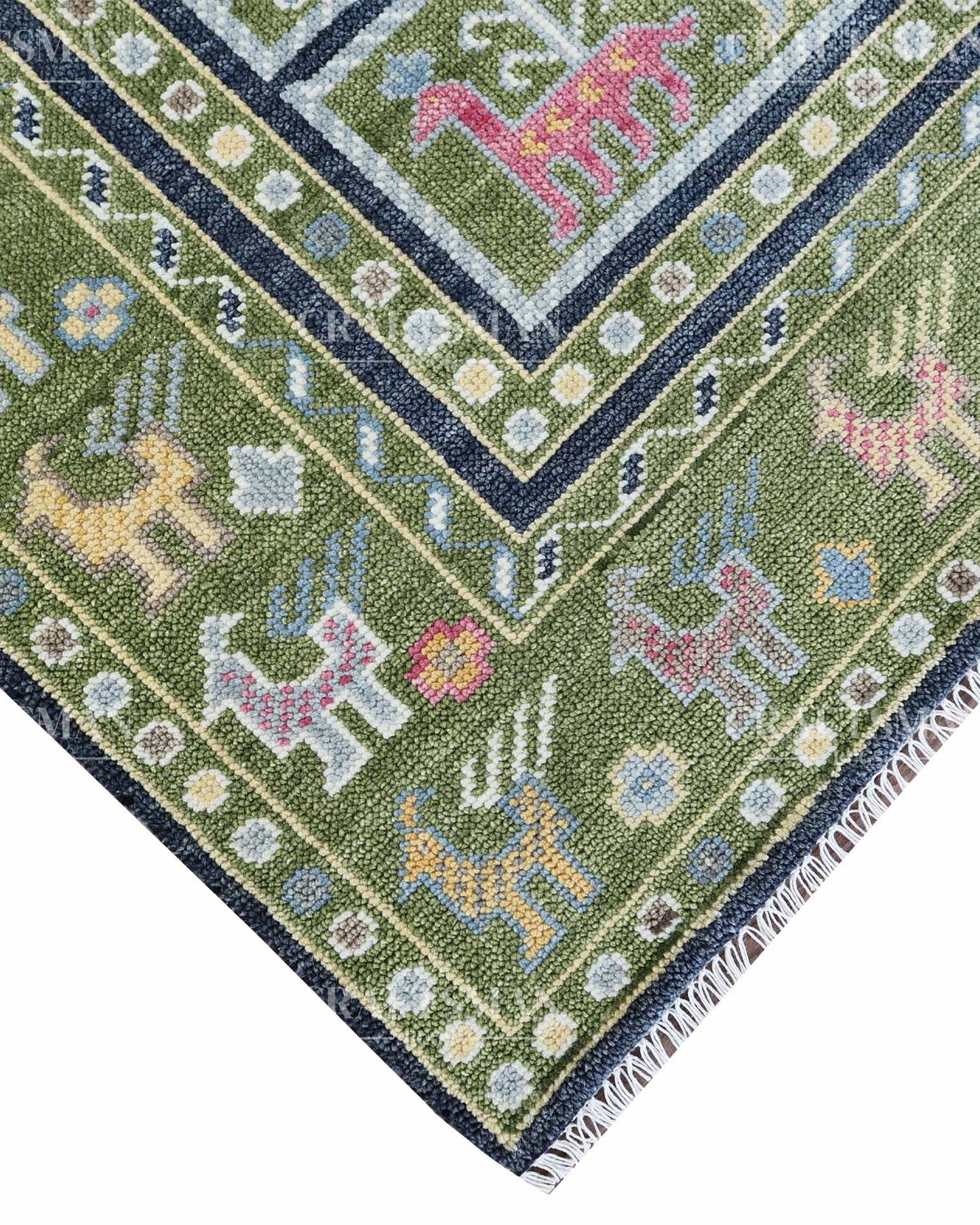 Ilyra Wool Hand-Knotted Oushak-Inspired Rug