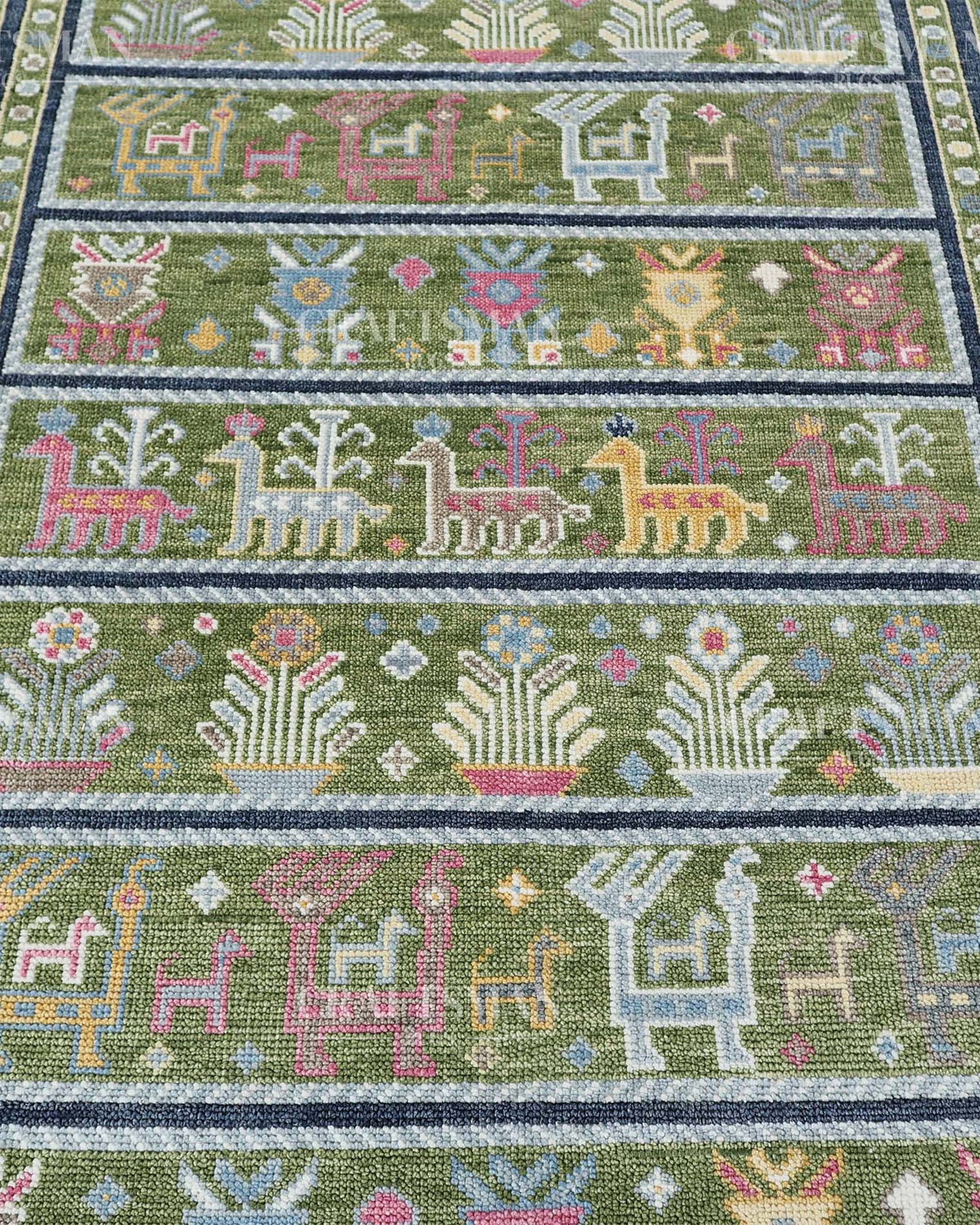 Ilyra Wool Hand-Knotted Oushak-Inspired Rug