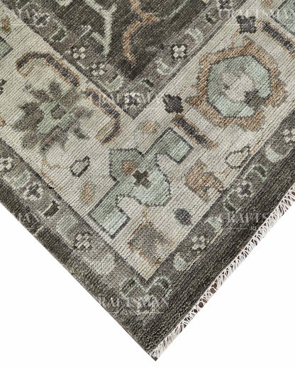 Terin Wool Hand-Knotted Oushak-Inspired Rug