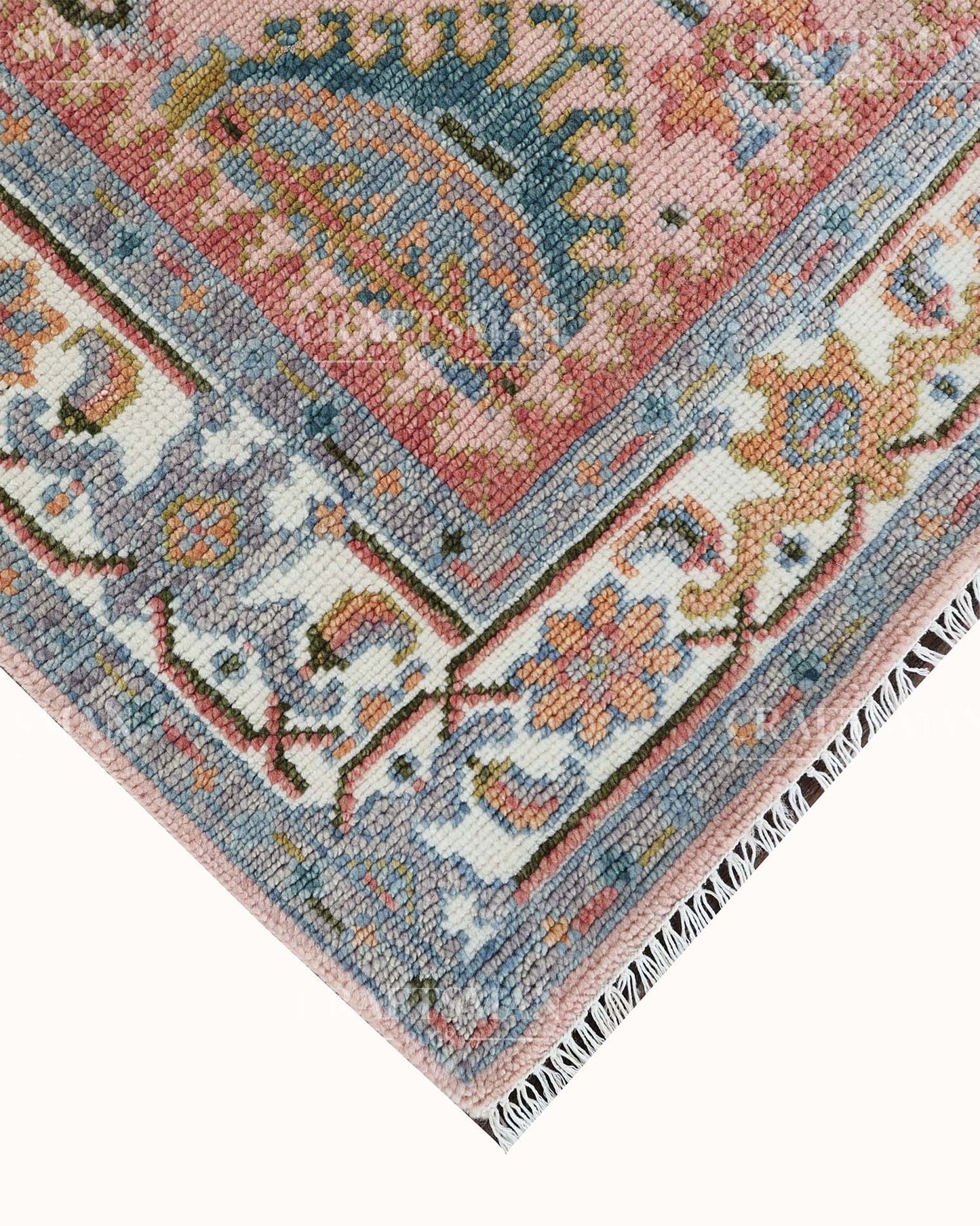 Dovra Wool Hand-Knotted Oushak-Inspired Rug