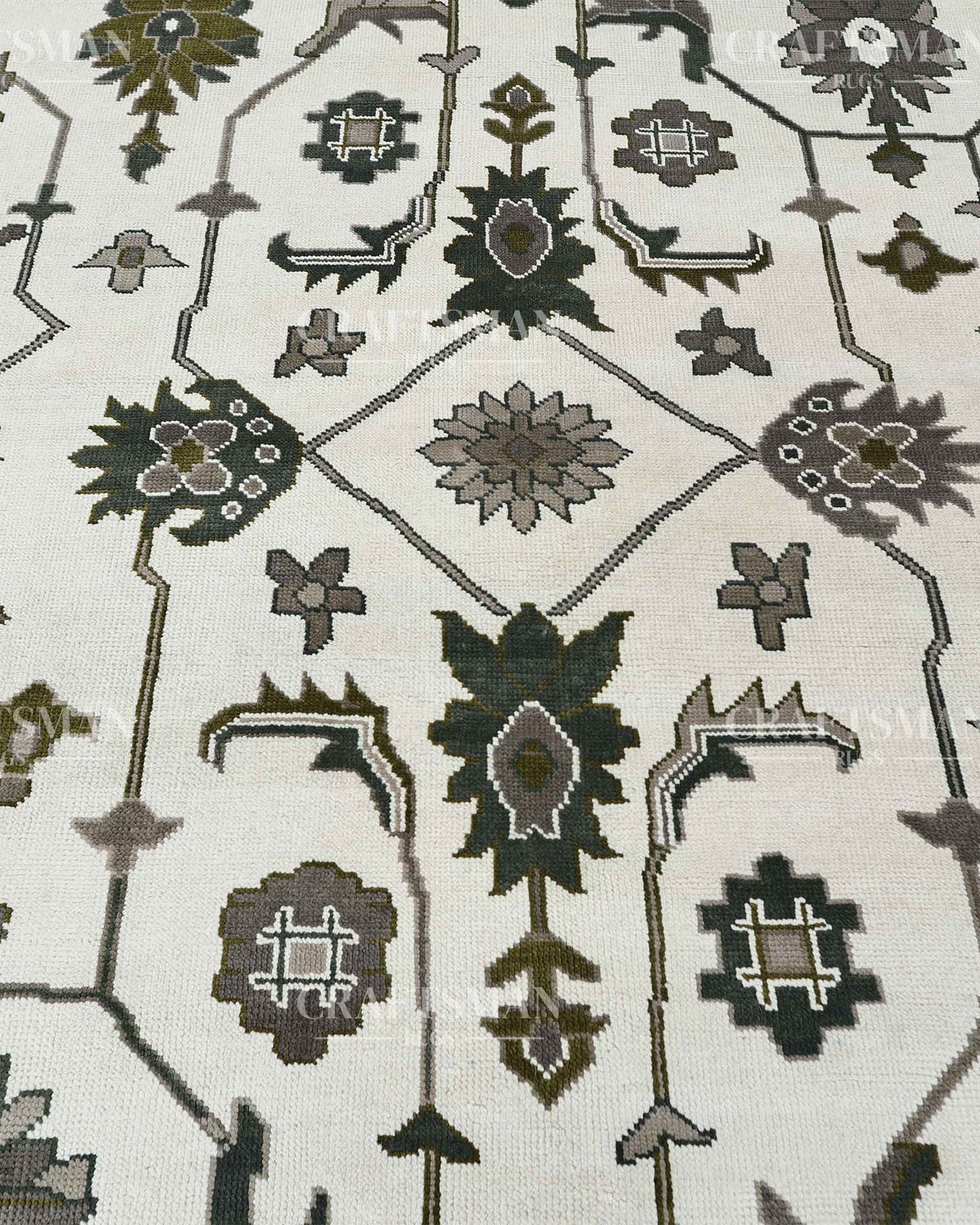 Alrin Wool Hand-Knotted Oushak-Inspired Rug