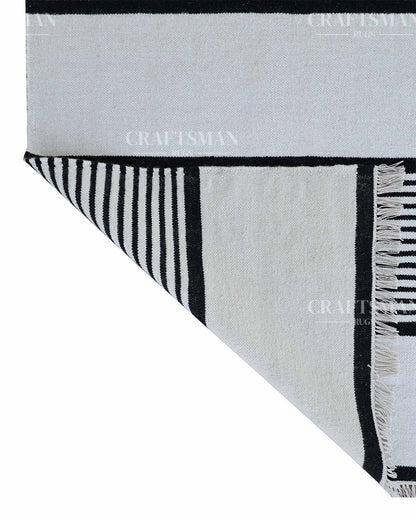 Phaedra Wool Dhurrie Hand-Woven Flatweave Rug