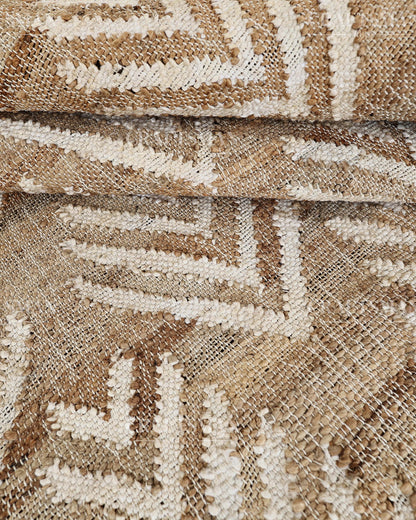 Arrowleaf Jute Hand-Woven Natural Rug – Beige White Textured Geometric Boho Area Carpet with Fringe