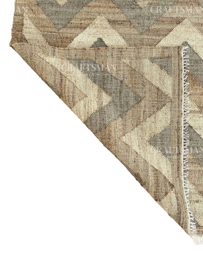 Bravara Jute Hand-Woven Natural Rug