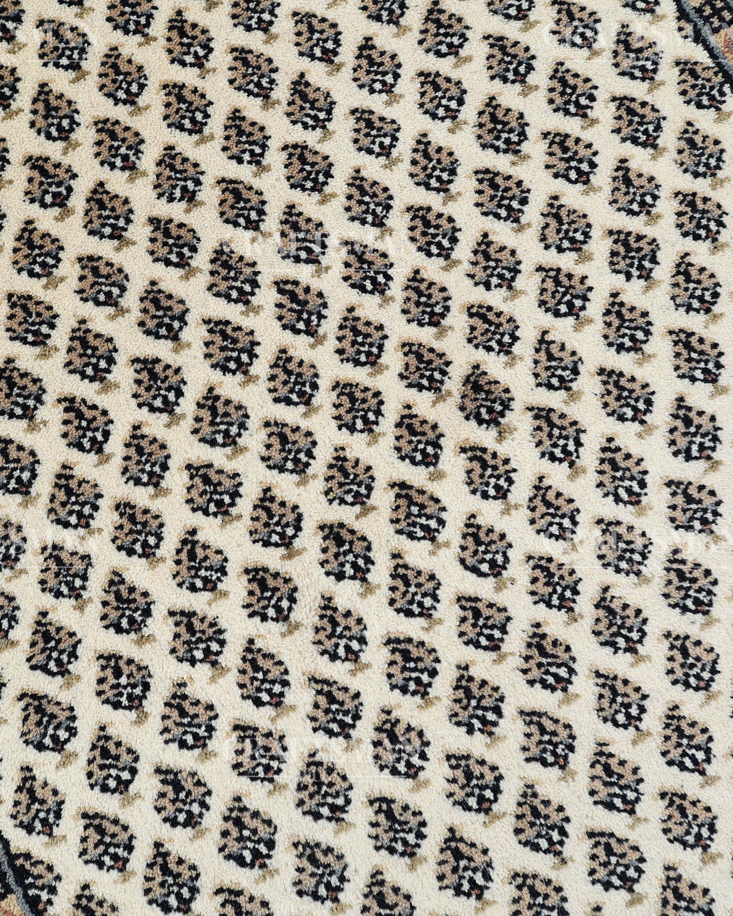 2.3x4.6 feet Vintage Hand-Knotted Wool Rug | One-of-a-Kind | Craftsman Rugs