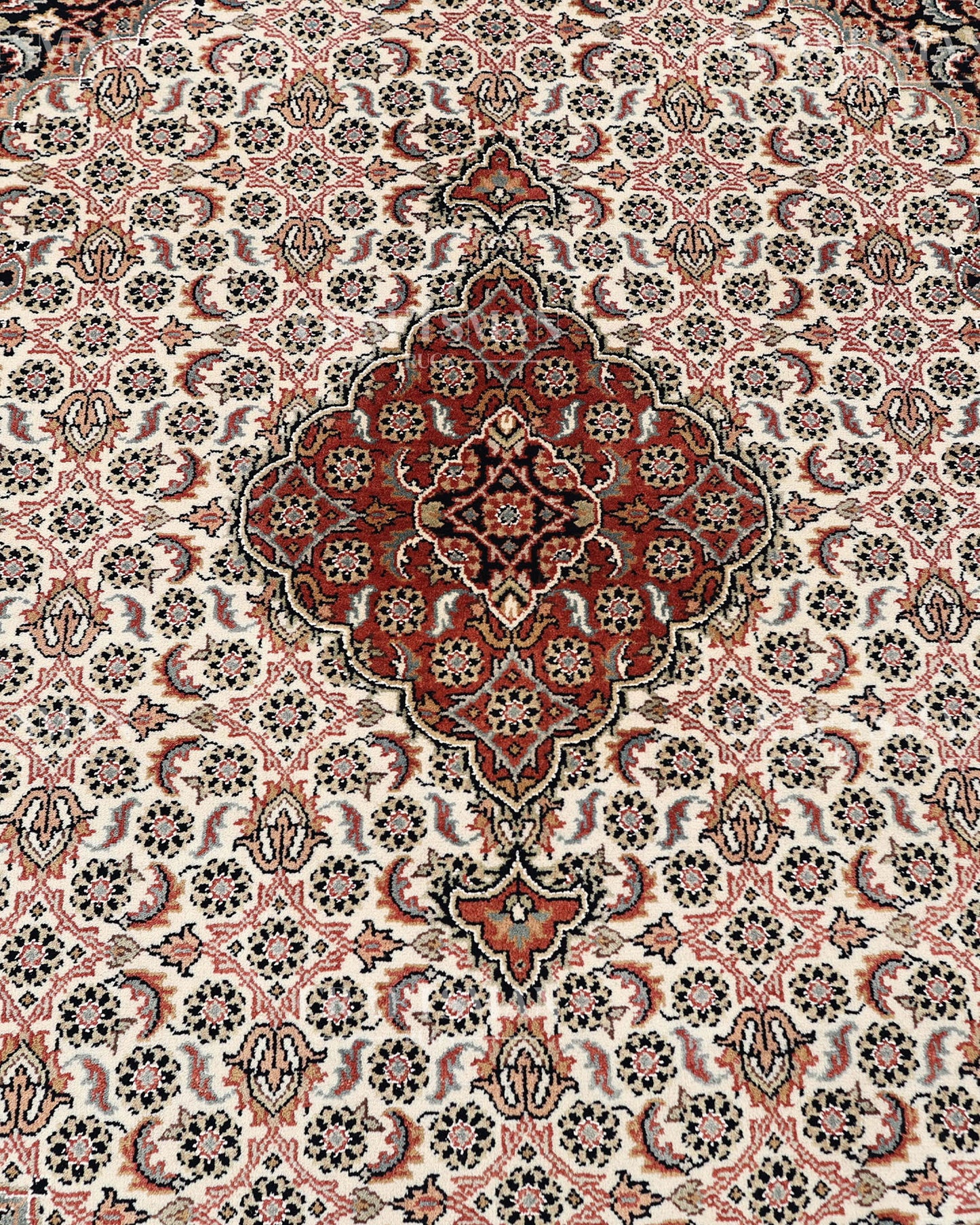 4.6x6.6 feet Vintage Hand-Knotted Wool Rug | One-of-a-Kind | Craftsman Rugs