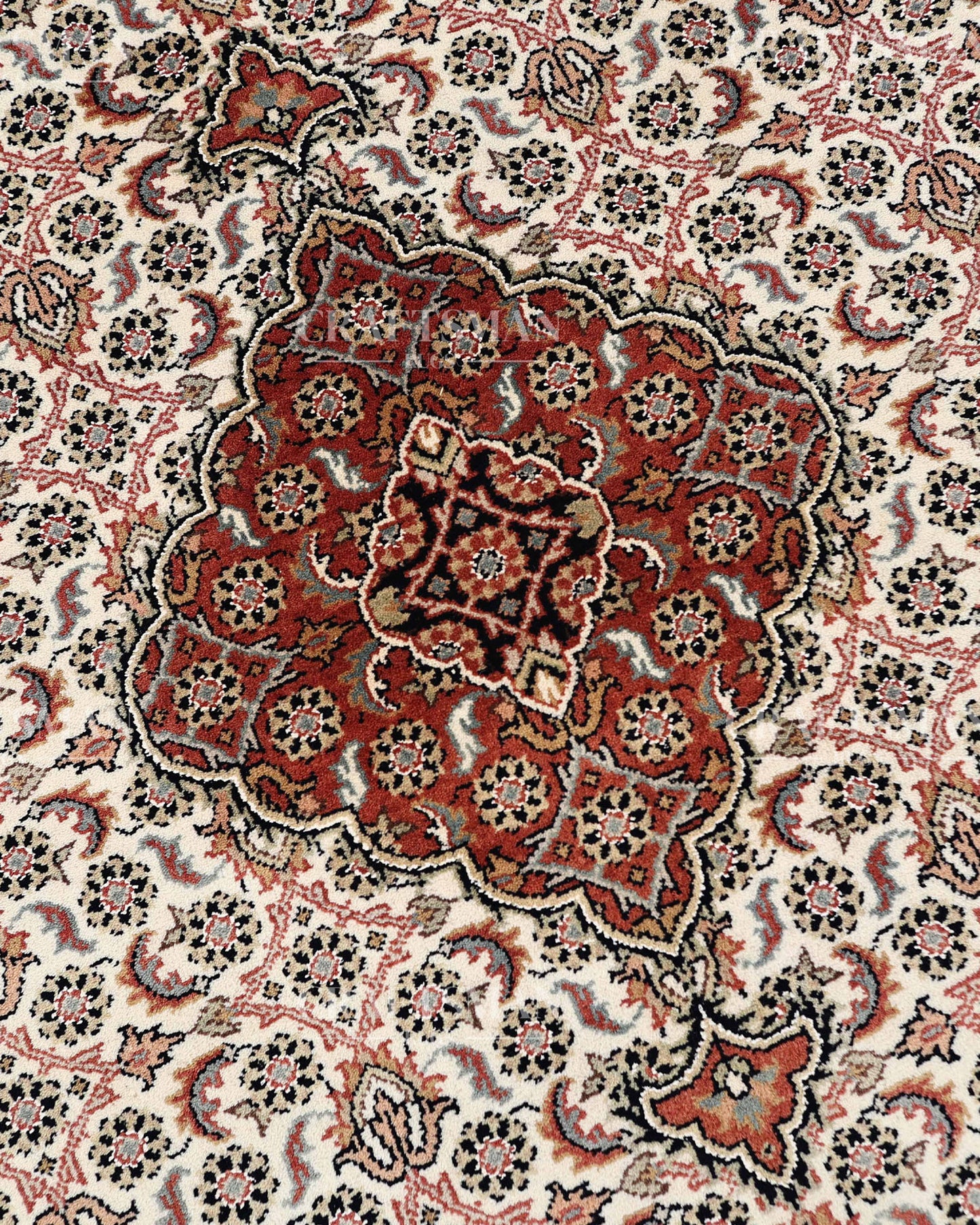4.6x6.6 feet Vintage Hand-Knotted Wool Rug | One-of-a-Kind | Craftsman Rugs
