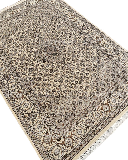 4.6x6.7 feet Vintage Hand-Knotted Wool Rug | One-of-a-Kind | Craftsman Rugs